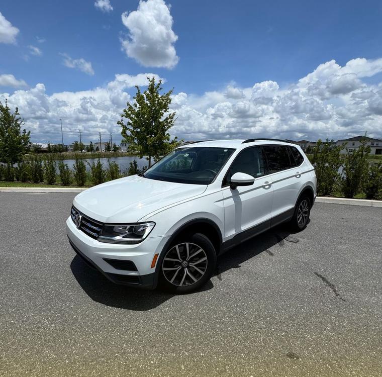 Volkswagen Tiguan 2021 Branco disponível para aluguel em Orlando na Smart Rental Car